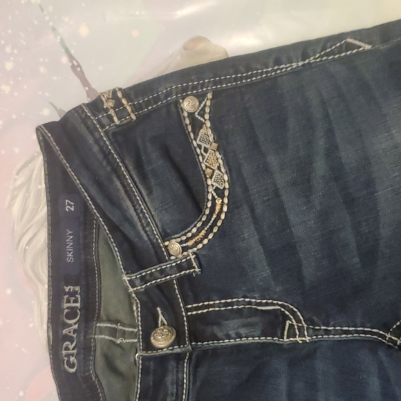 Grace in LA Jean's - Picture 8 of 8